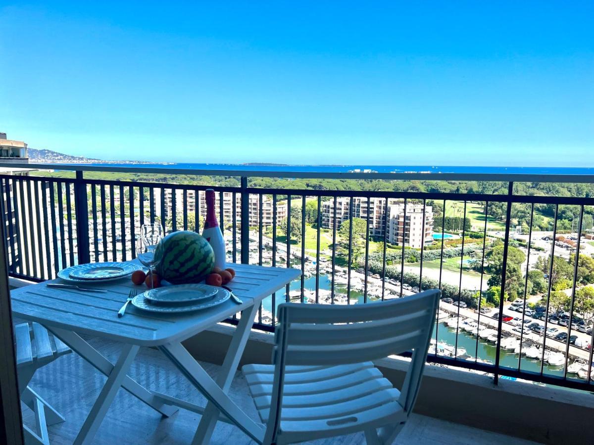 My Resid Appart Cannes Marina Vue Mer Mandelieu Esterno foto