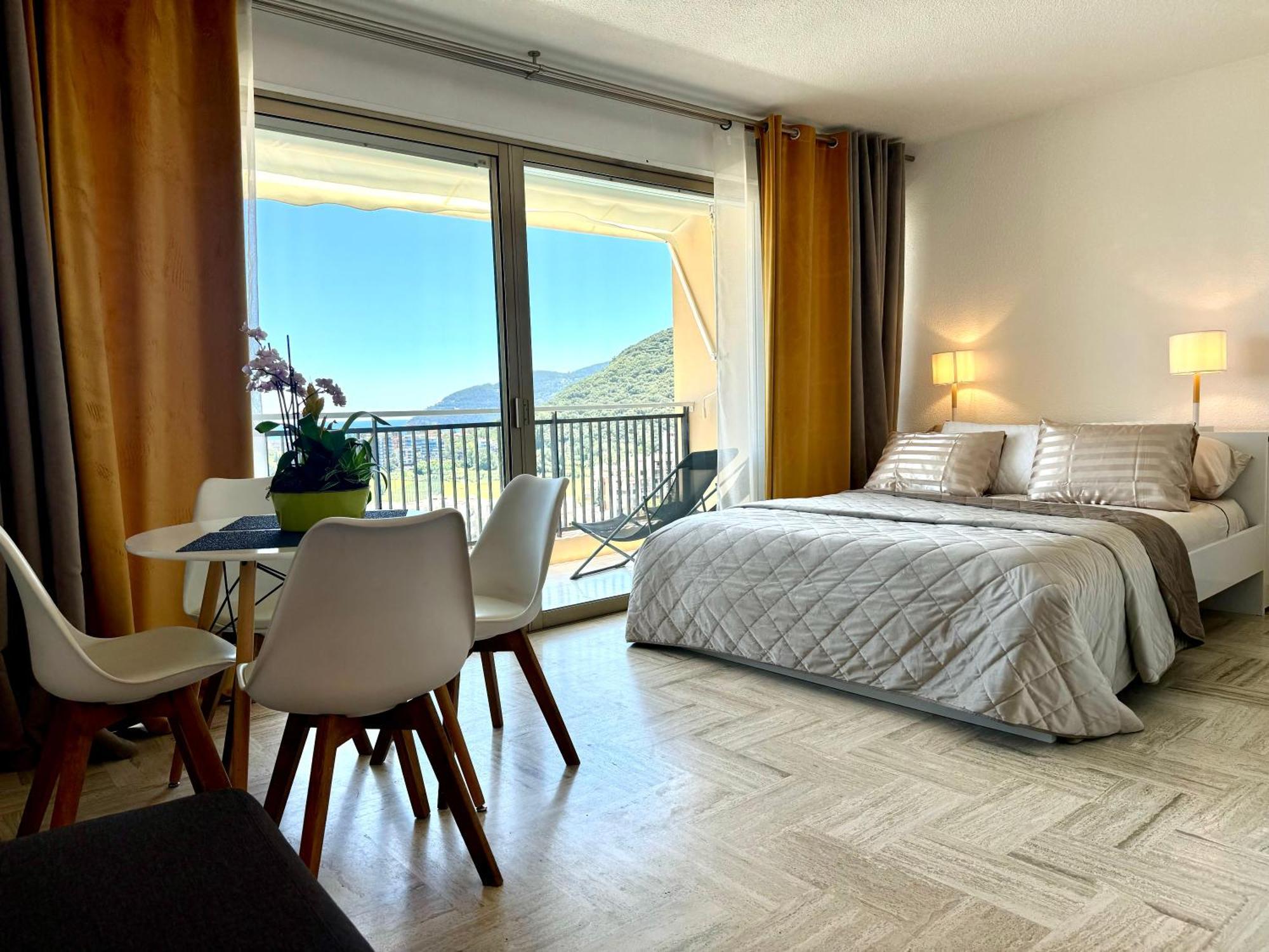 My Resid Appart Cannes Marina Vue Mer Mandelieu Esterno foto